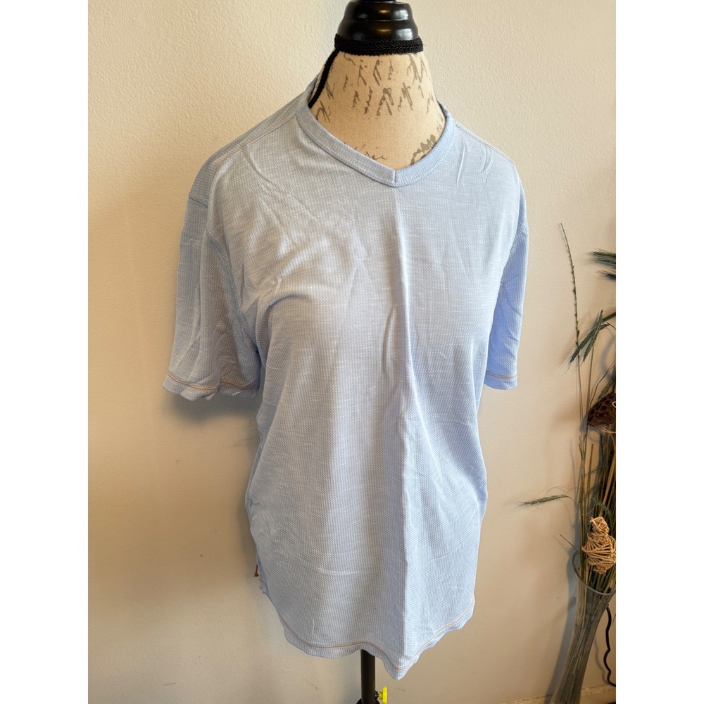 Tommy Bahama IslandZone Mens Medium Light Blue V-Neck 37.5 Tech T-Shirt Textured